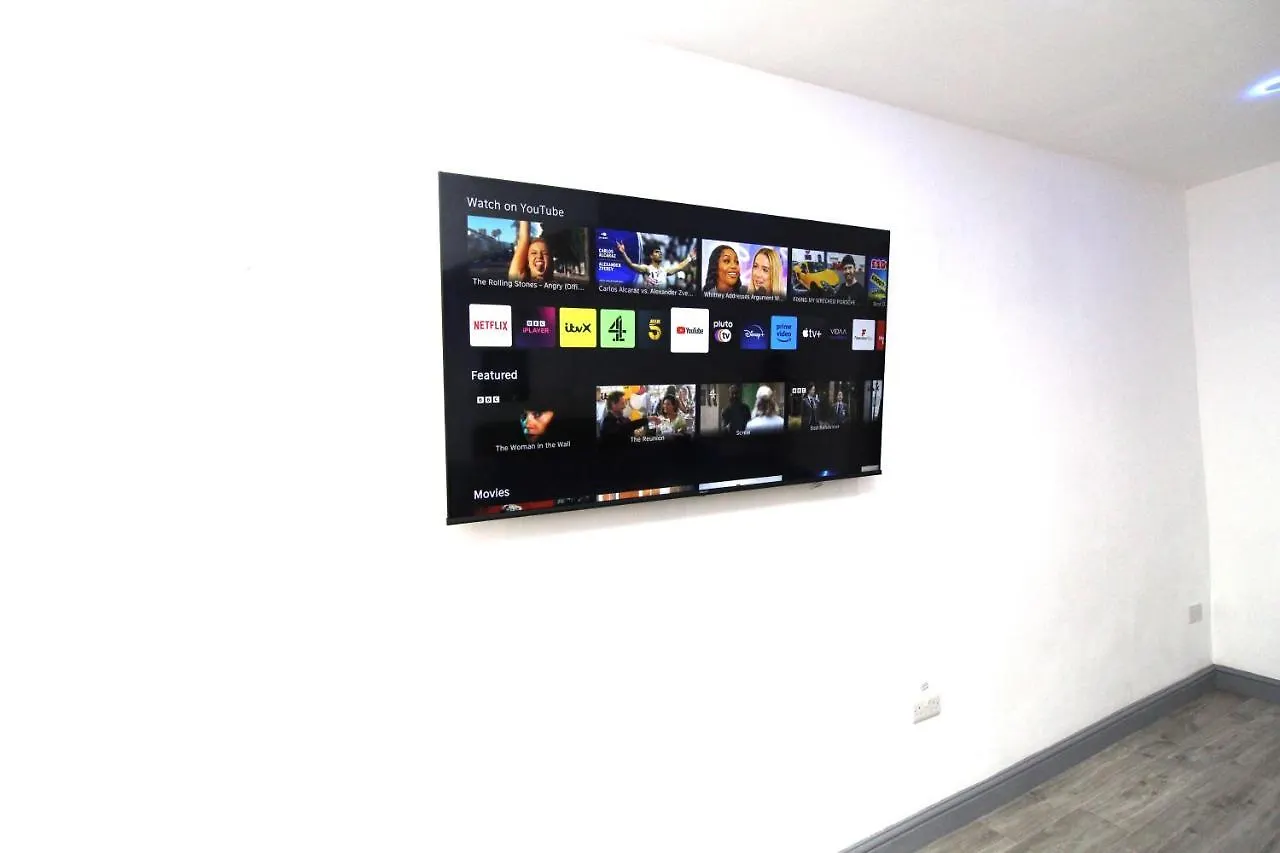 Remarkable 4-Bed House In Bradford United Kingdom