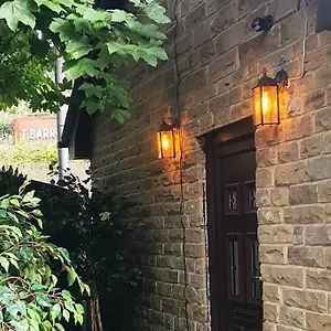 Holiday home Lister Park Stylish 1bed Coach House - Quiet & Tranquil & Parking, Bradford (West Yorkshire)